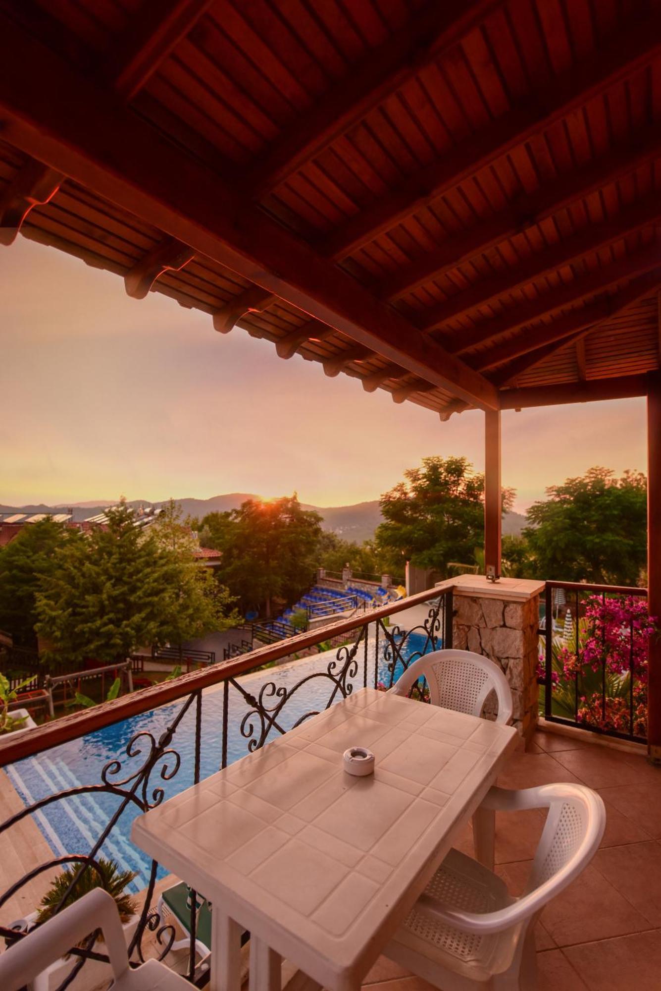 Perdikia Hill Hotel And Villas Oludeniz Bagian luar foto