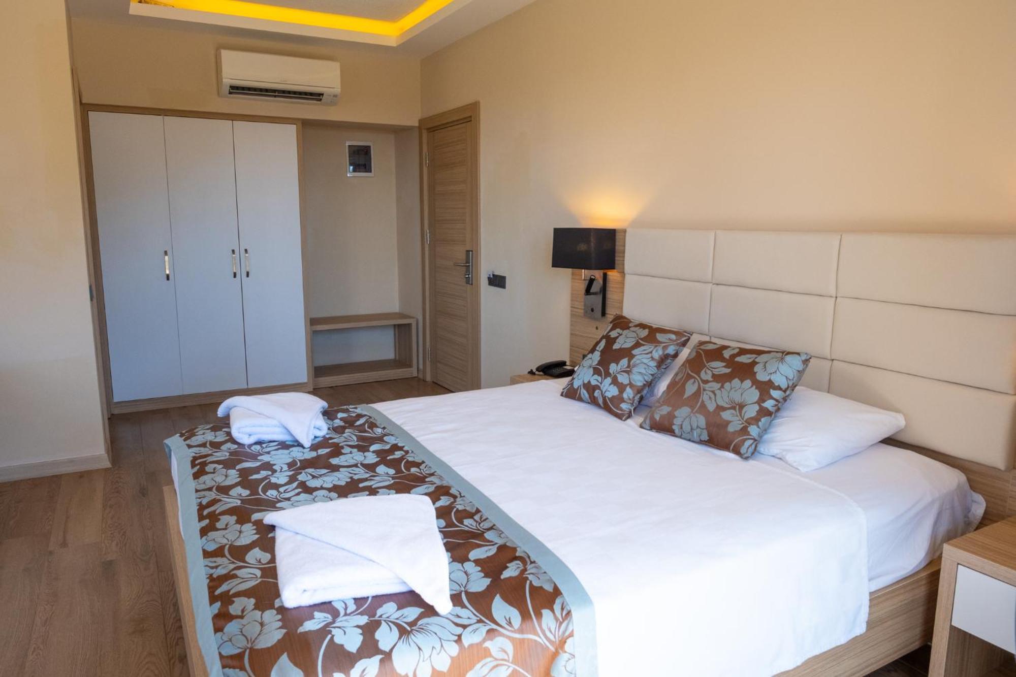 Perdikia Hill Hotel And Villas Oludeniz Bagian luar foto